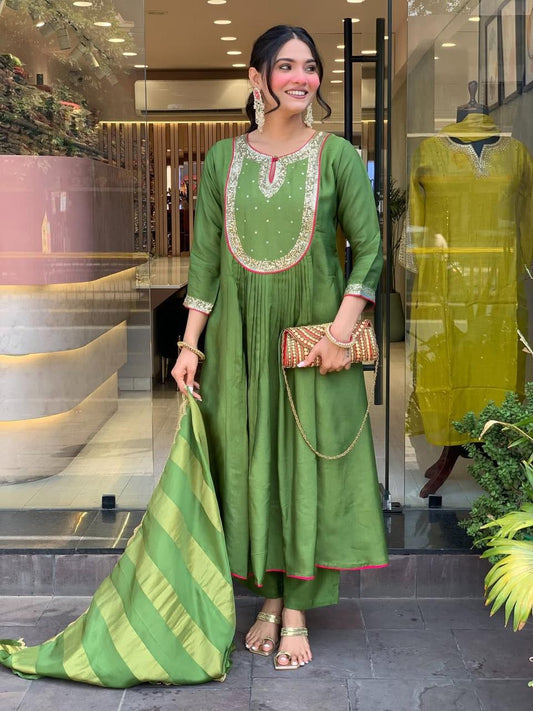 NEW ARRIVALS RAJASTHANI FULL ANARKALI LATKAN LACE ROUND SET