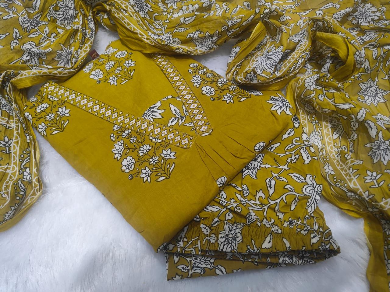 Bagrubazzar Pure Fine Cotton Kurti Pant Set with Lightweight Mulmul Dupatta for Women