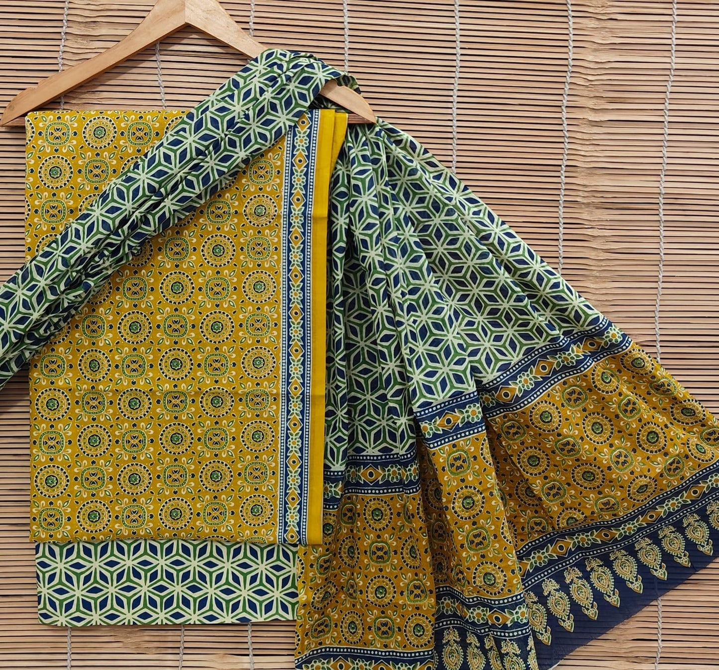 Bagrubazzar Handblock Cotton Suit Set with Cotton Dupatta