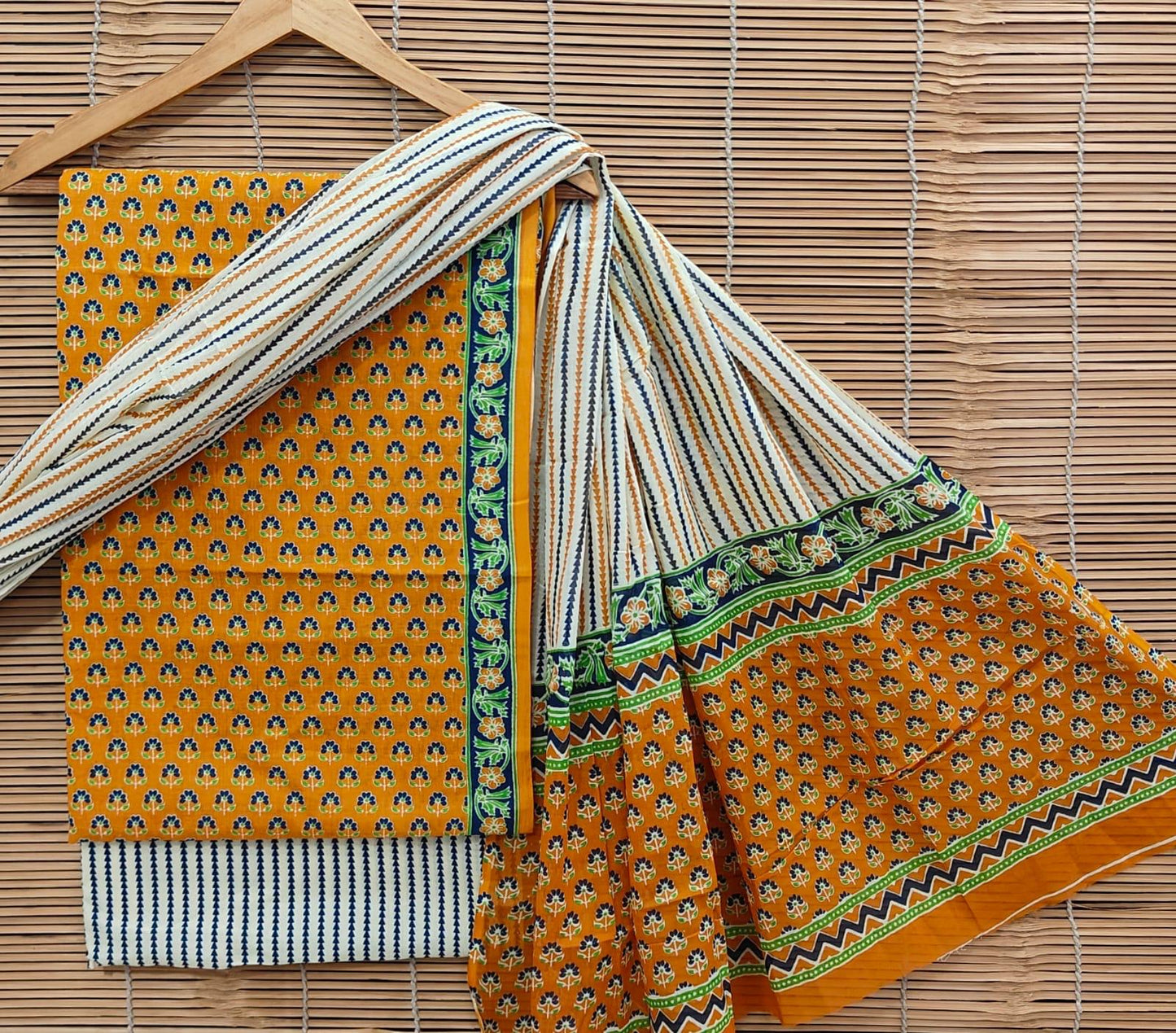 Bagrubazzar Handmade Bagru Hand Brush Paint Cotton Suit with Cotton Dupatta (Unstitched)