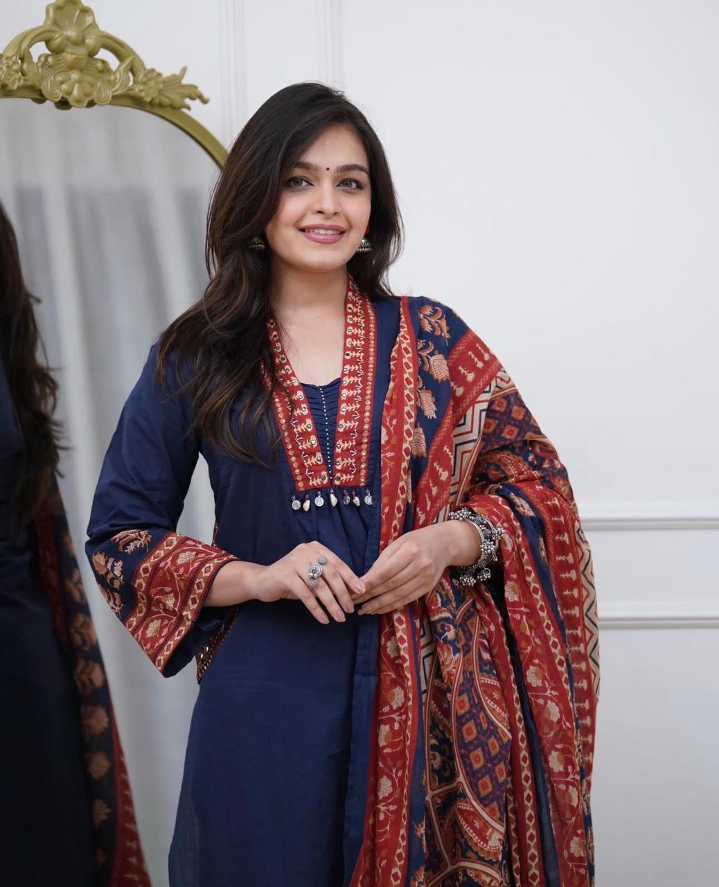 Women’s Pure Cotton Kurti Pant Set with Soft Malmal Dupatta – Comfortable Ethnic Wear