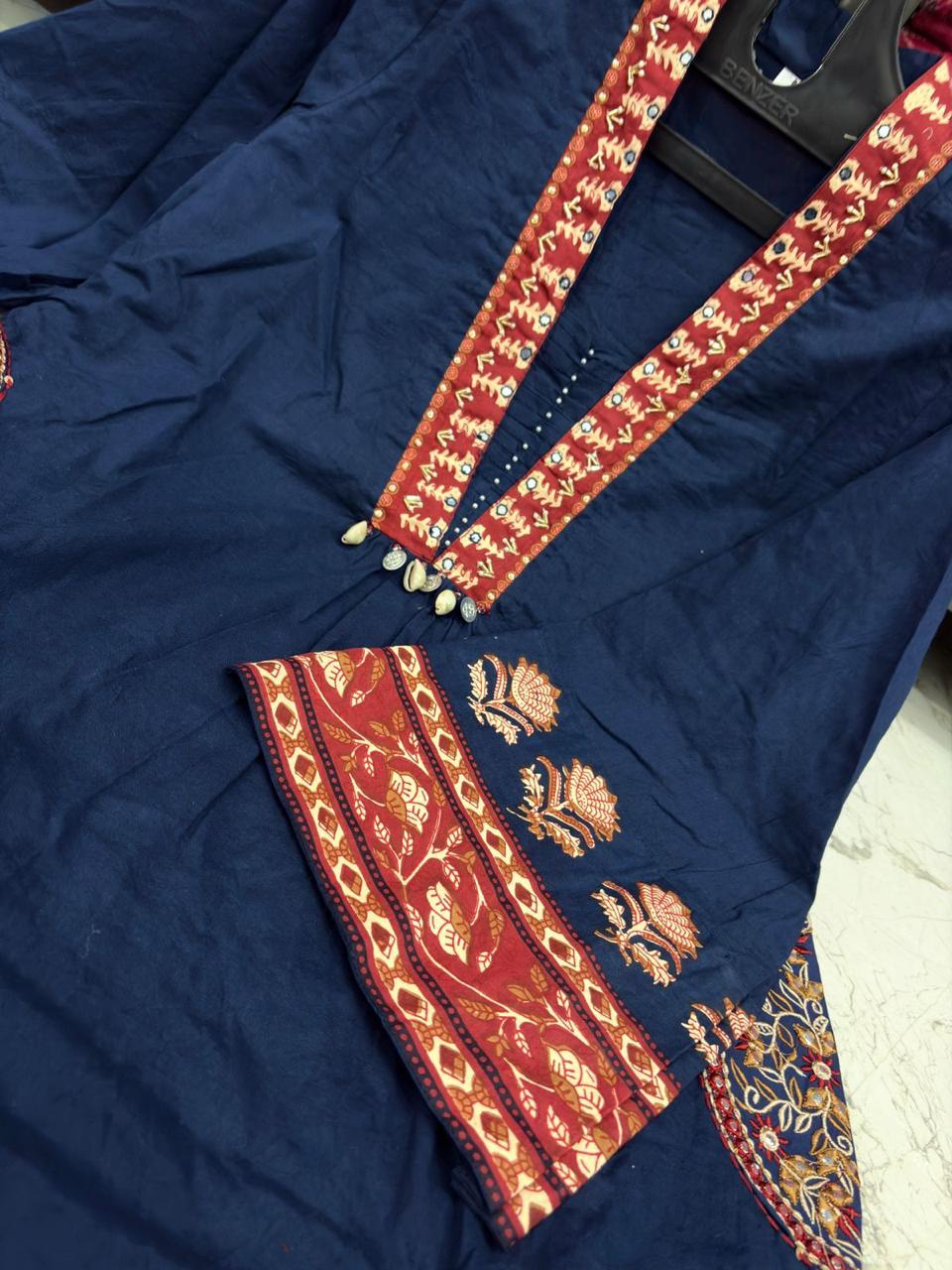 Women’s Pure Cotton Kurti Pant Set with Soft Malmal Dupatta – Comfortable Ethnic Wear