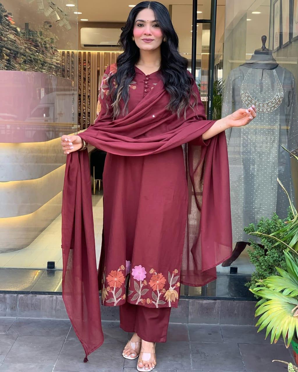 Bagrubazzar Women’s Embroidered Cotton Three-Piece Suit with Dupatta