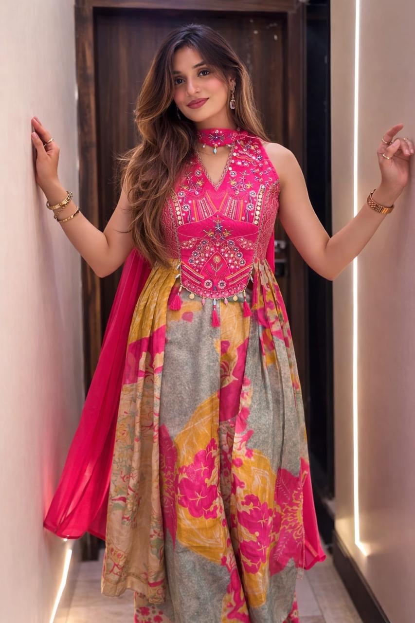 Women’s Designer Wedding Kurti Set – New Arrival Western Pattern Party Wear Ethnic Kurta Set