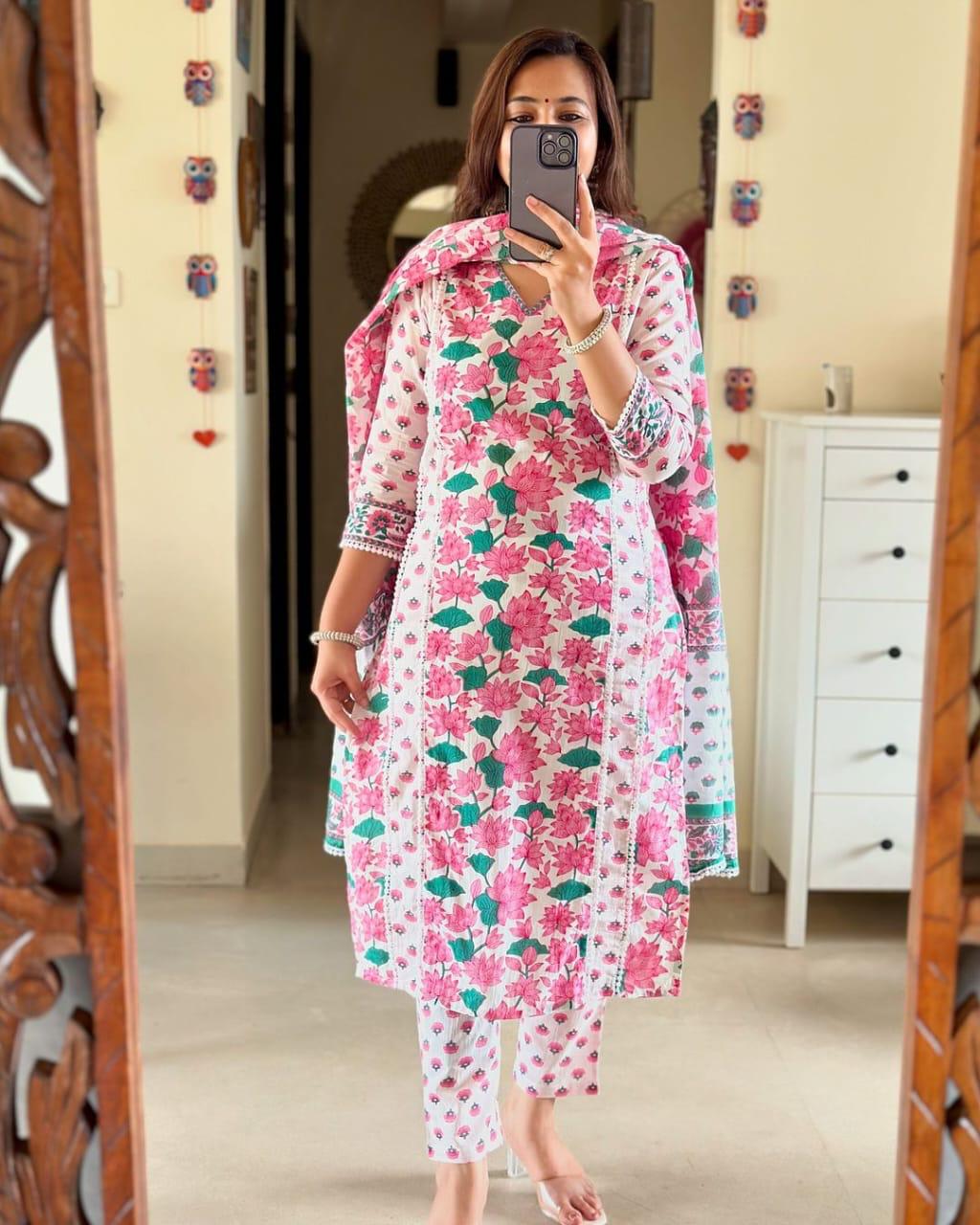 Bagrubazzar Handblock Print Cotton Suit Set with Soft Cotton Dupatta