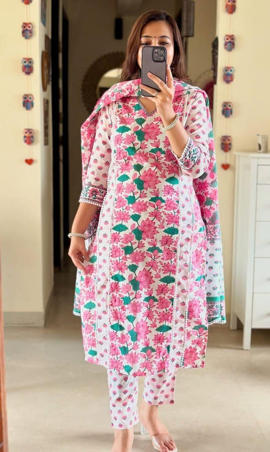 Bagrubazzar Handblock Print Cotton Suit Set with Soft Cotton Dupatta