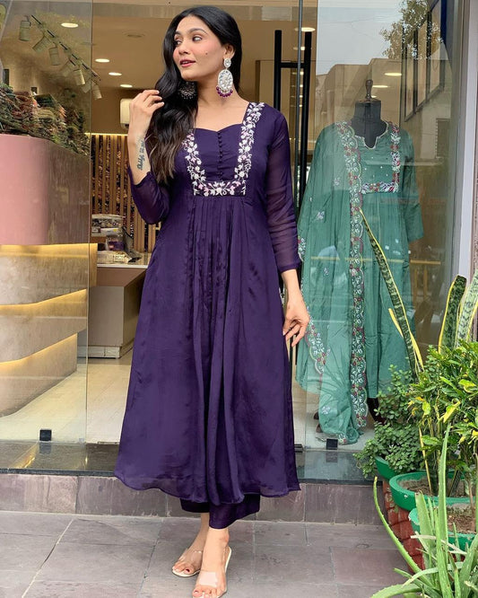 Bagrubazzar Ethnic Pure Cotton Kurta Set with Embroidered Yoke, Pant & Dupatta