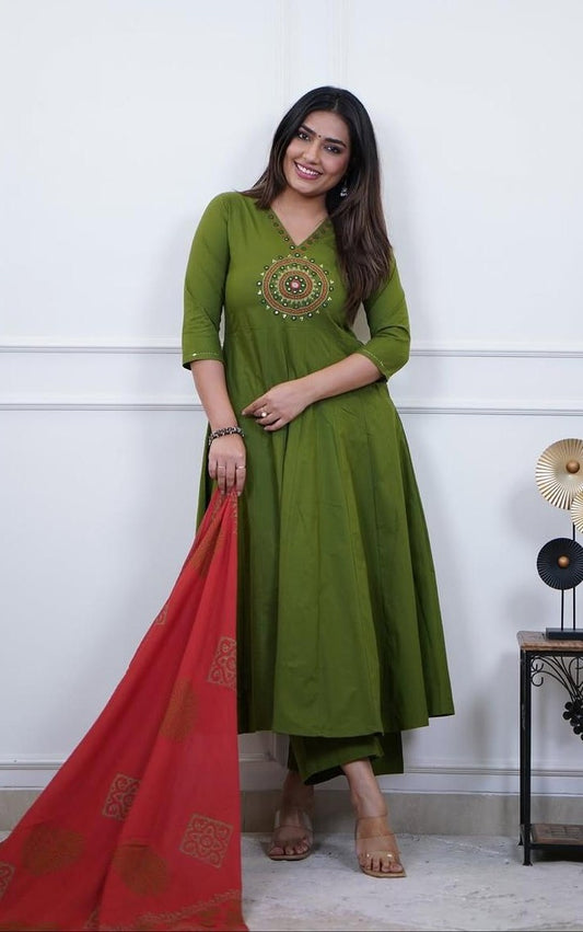 Bagrubazzar Cotton Mirror Work Anarkali Kurta Set with Dupatta & Pant (BBKF16)