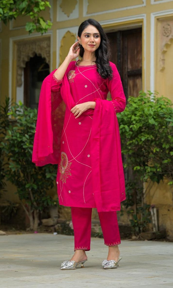 Bagrubazzar Designer Mughal Kalamkari Floral Cotton Suit Set for Women (BBKF21)