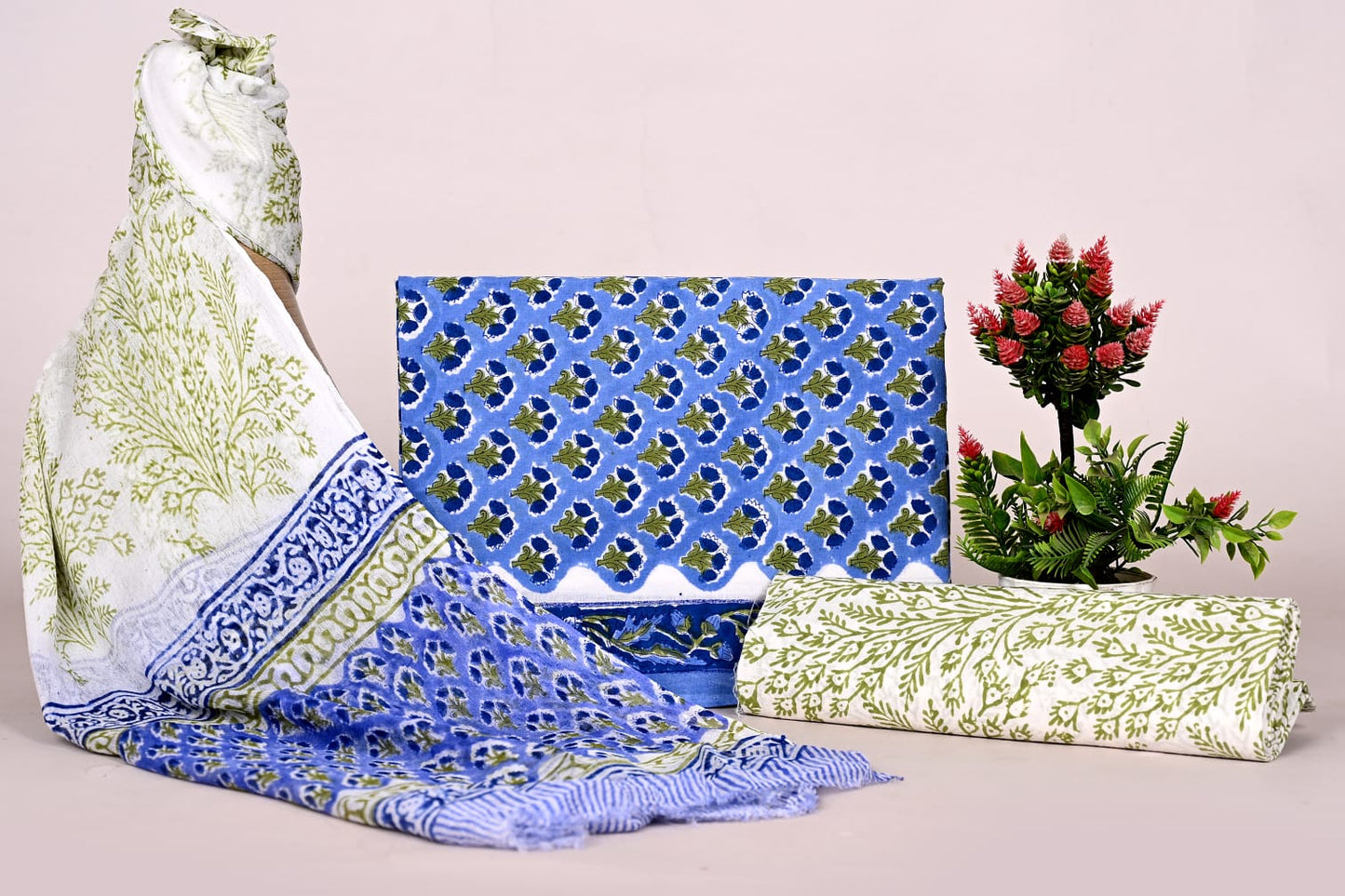 Elegant Handblock Print Cotton Suit Set with Chiffon Dupatta for Women – Unstitched
