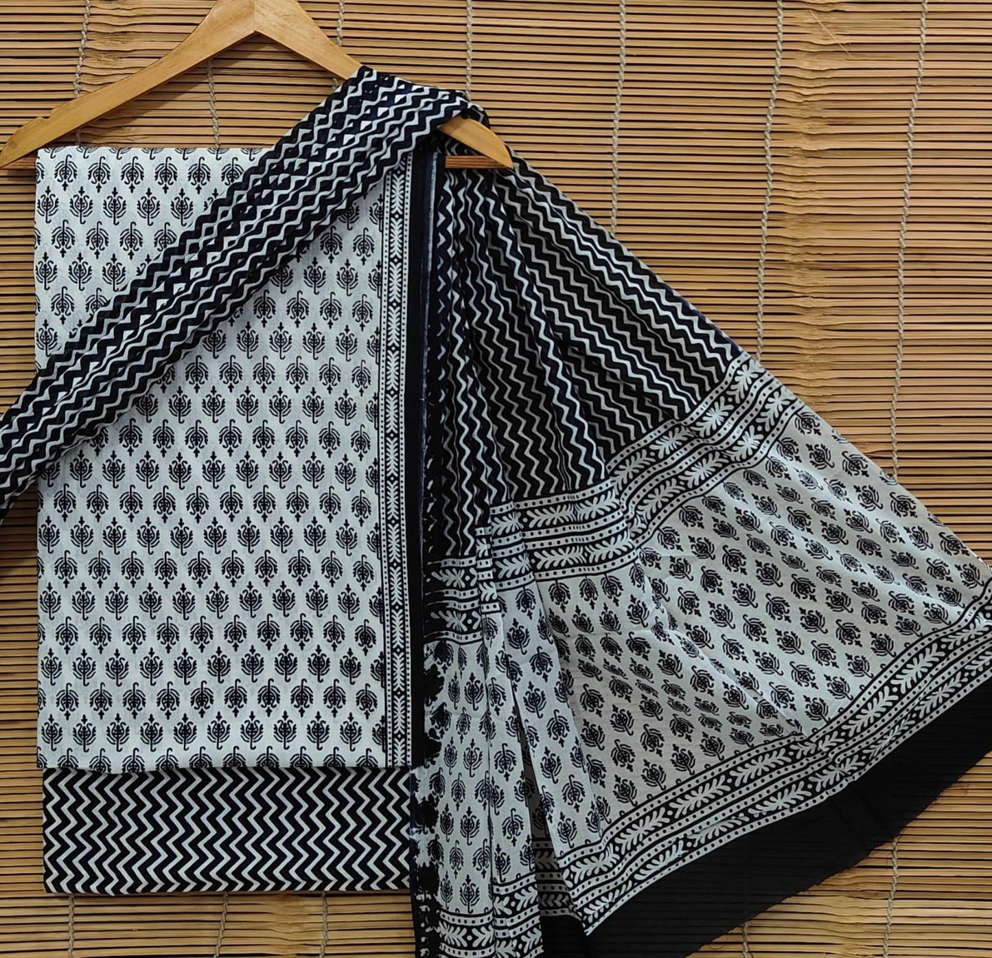 Bagrubazzar Handblock Printed Cotton Suit Unstitched Set for Women with Cotton Dupatta