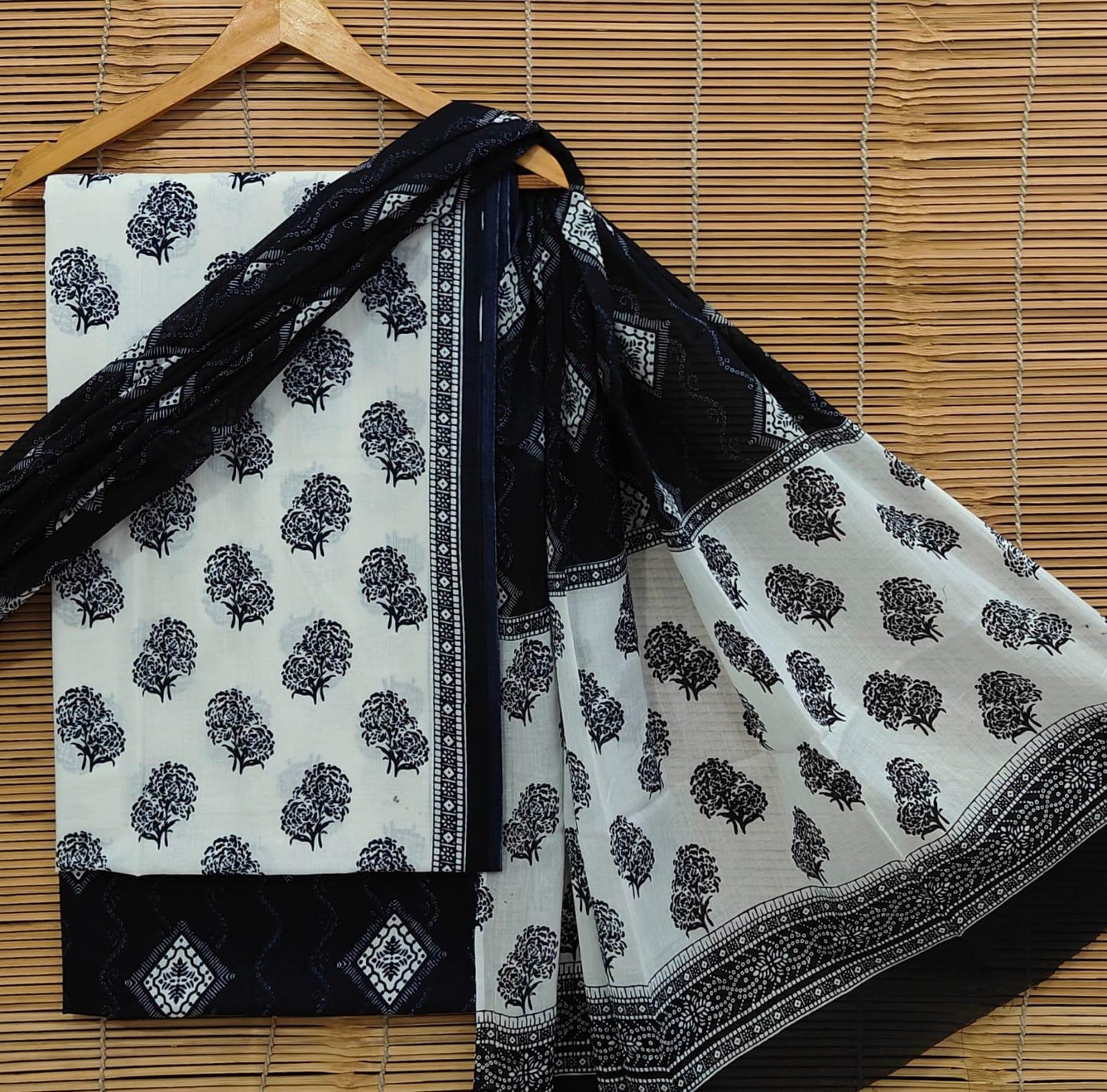 Bagrubazzar Handblock Print Unstitched Cotton Suit Set with Cotton Dupatta