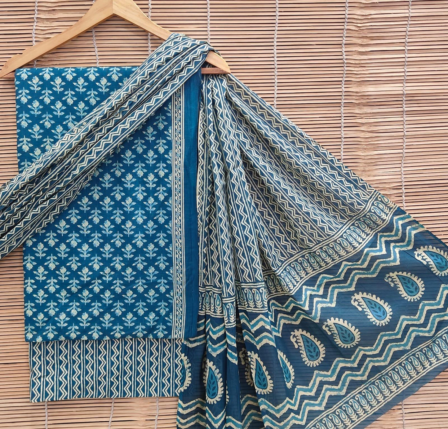 Bagrubazzar Ethnic Cotton Suit with Cotton Dupatta
