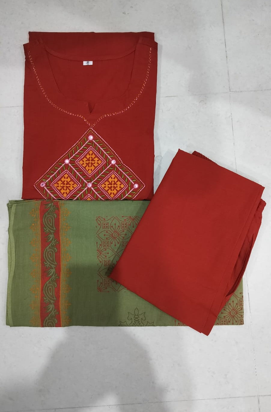 Bagrubazzar Women's Cotton Embroidered Kurta Pant Set with Dupatta
