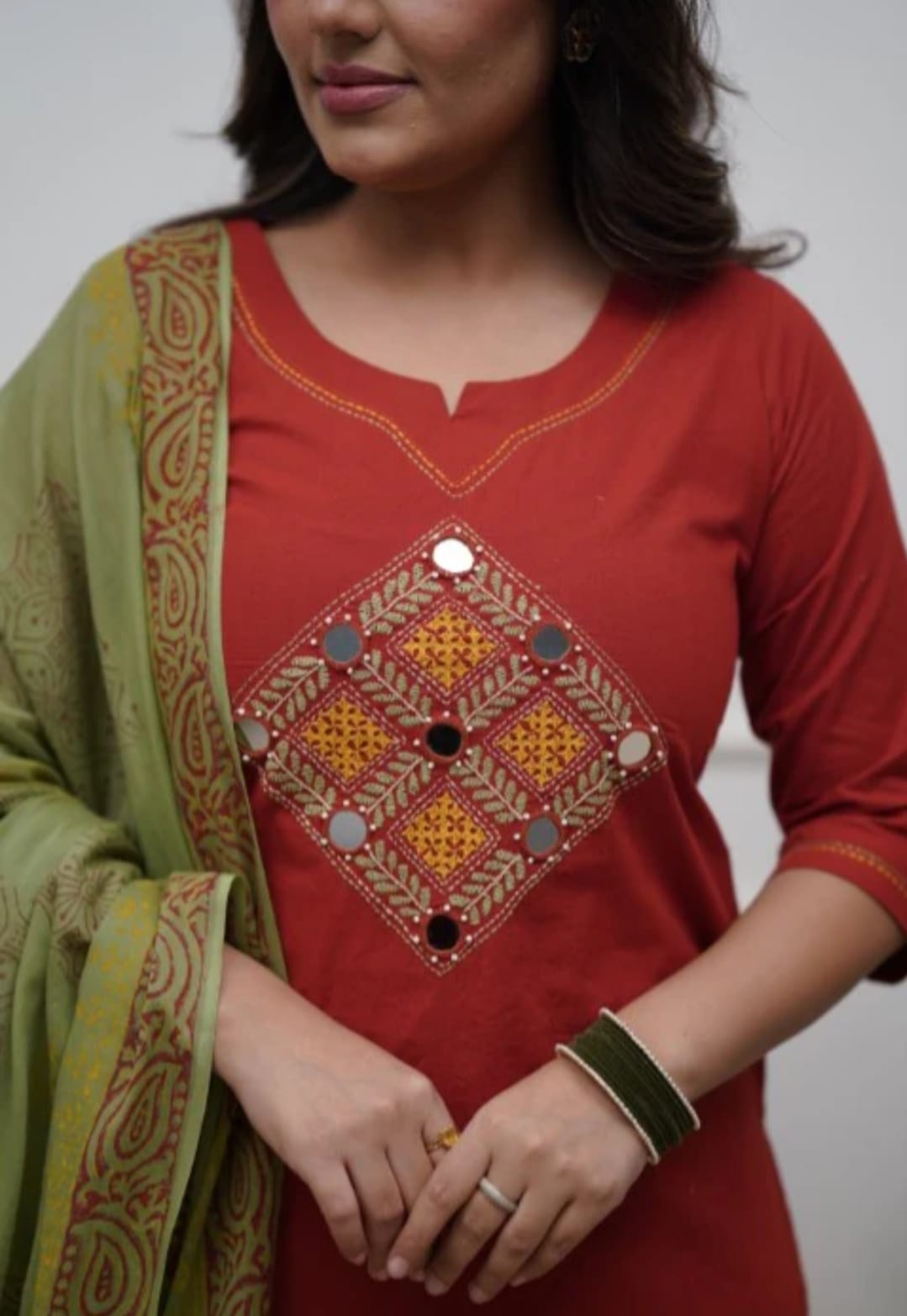 Bagrubazzar Women's Cotton Embroidered Kurta Pant Set with Dupatta