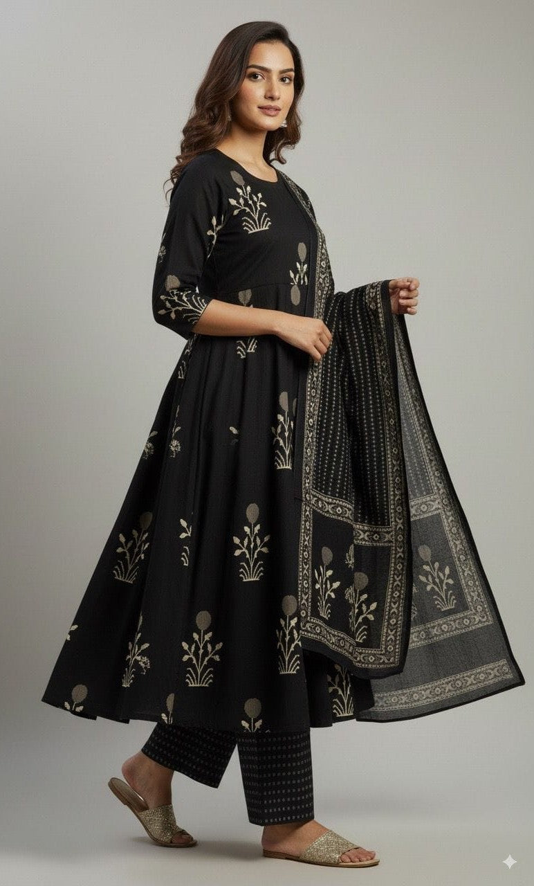 Bagrubazzar Women's Stylish Pure Cotton Anarkali Kurta Set with Elegant Discharge Print