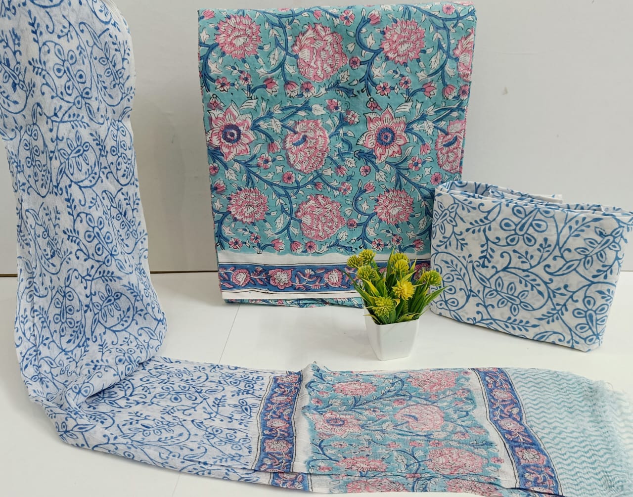 Jaipur Handblock Print Cotton Suit with Chiffon Dupatta – Unstitched Ethnic Wear