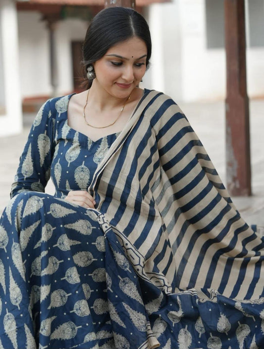 Bagrubazzar Cotton Printed Full Flared Anarkali Suit Set with Pant & Malmal Dupatta (BBKF12)