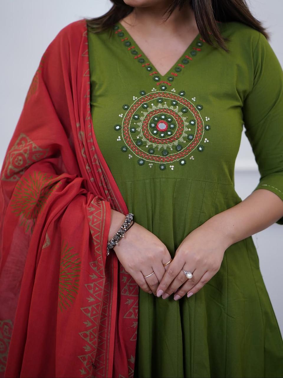 Bagrubazzar Cotton Mirror Work Anarkali Kurta Set with Dupatta & Pant (BBKF16)