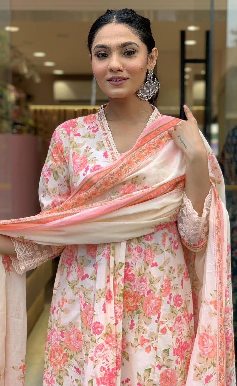 Bagrubazzar Cotton Mughal Butta Print Anarkali Kurti Pant Set with Printed Mul Cotton Dupatta for Women