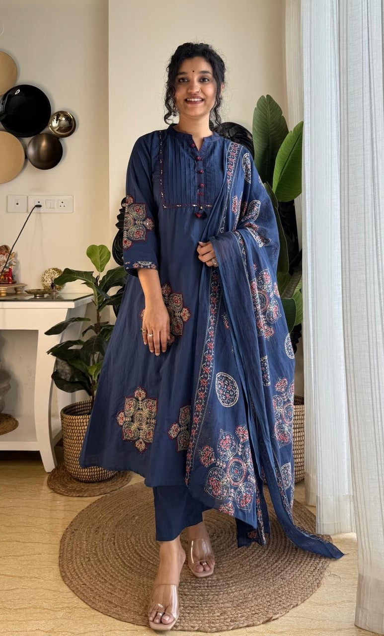 Bagrubazzar Pure Cotton A-Line Kurta Pant & Dupatta Set for Women