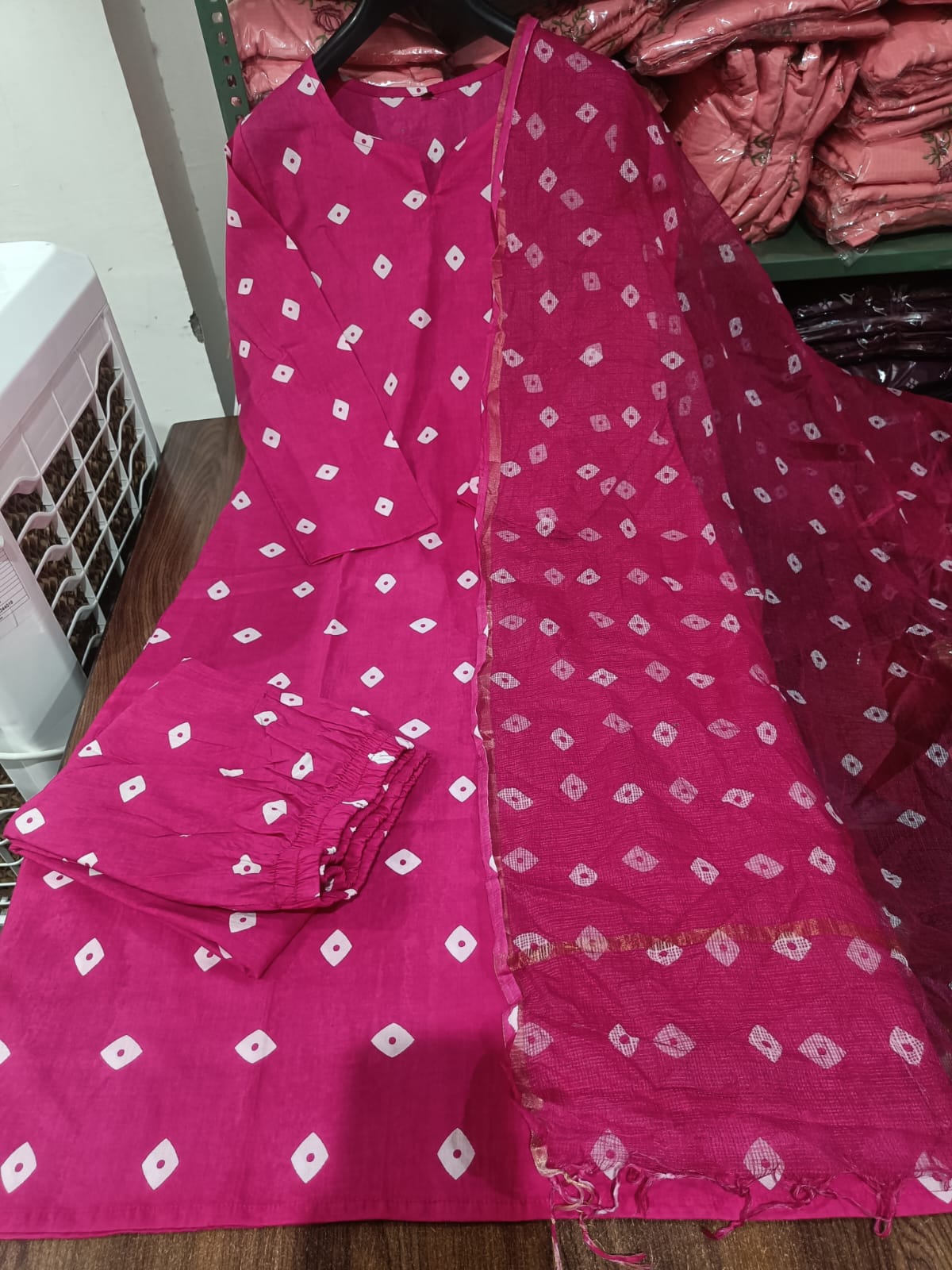 Bagrubazzar Classy Kota Doriya Bandhani Handblock Print Suit