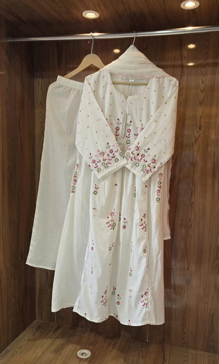 Bagrubazzar Women's Pure Cotton Embroidered Kurti Pant Dupatta Set | 3 Piece Ethnic Suit
